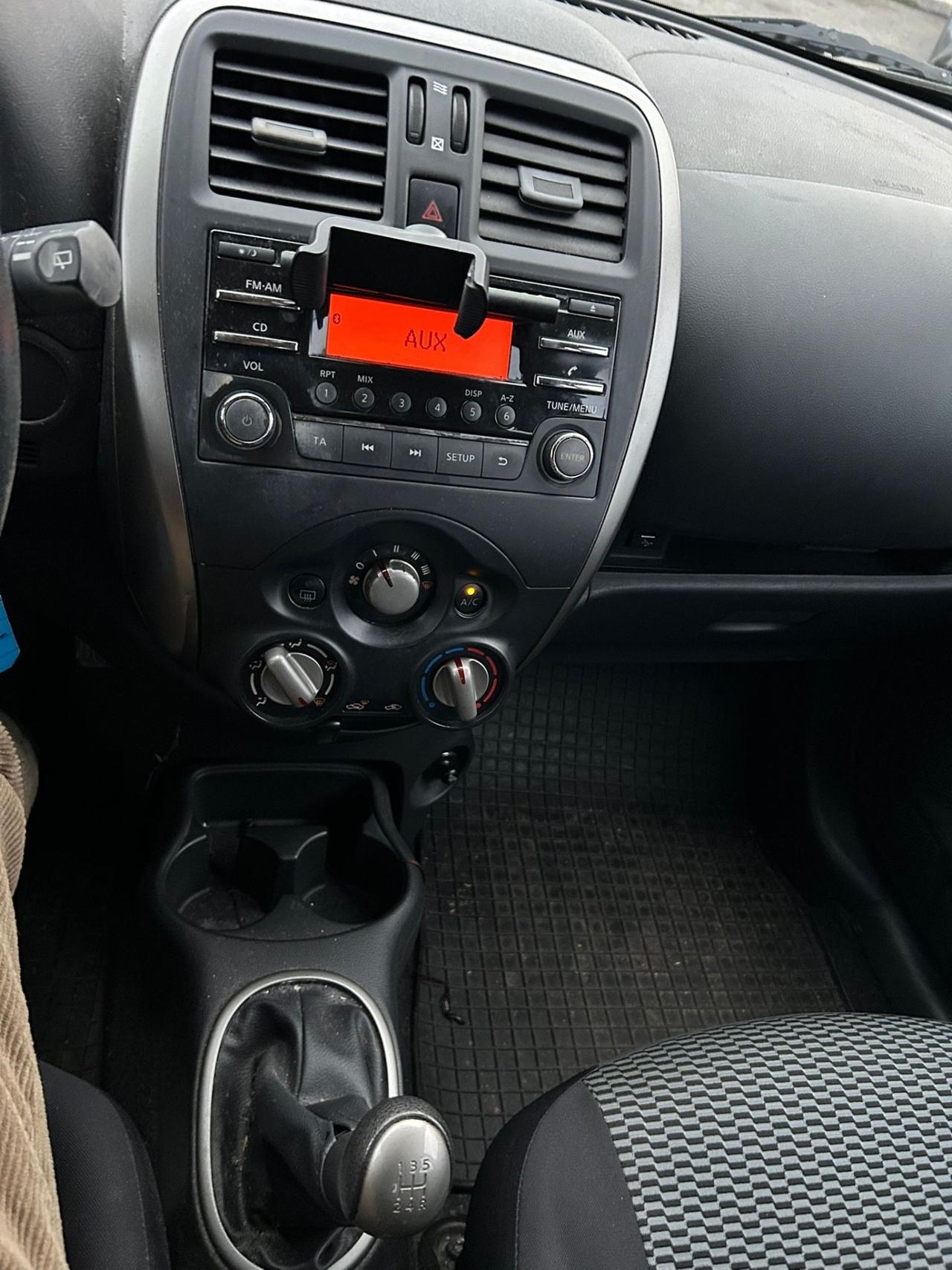 Ford Fiesta 1.4 16V 5p. Ghia