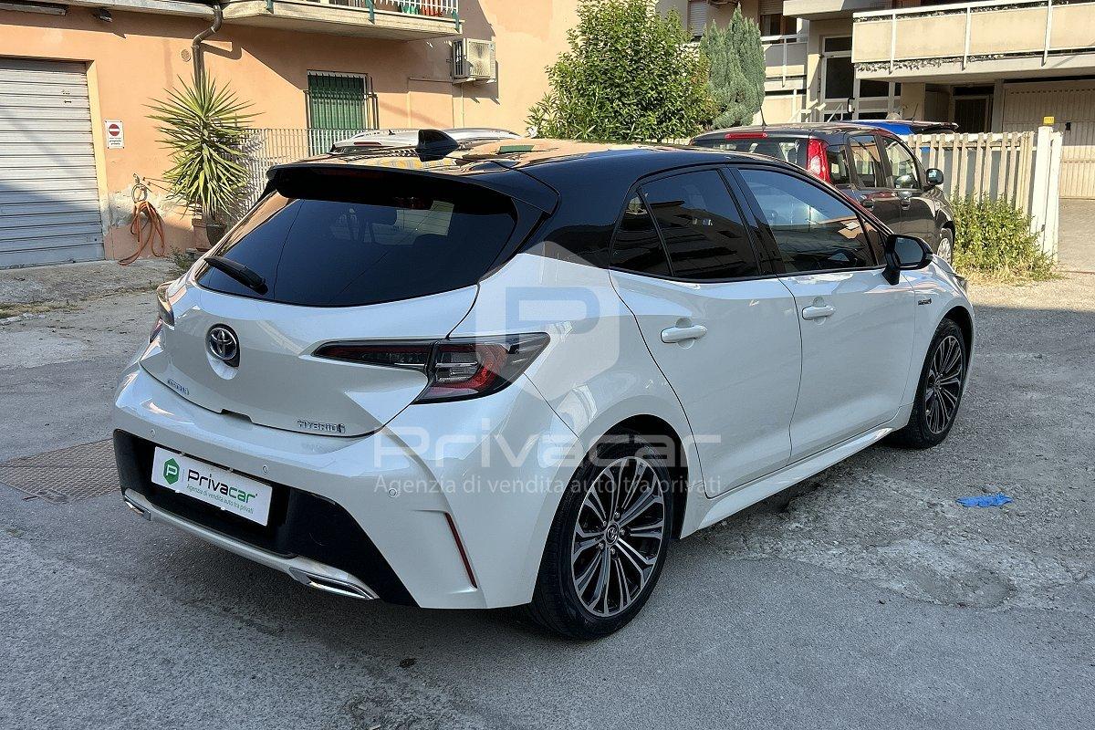 TOYOTA Corolla 2.0 Hybrid Style