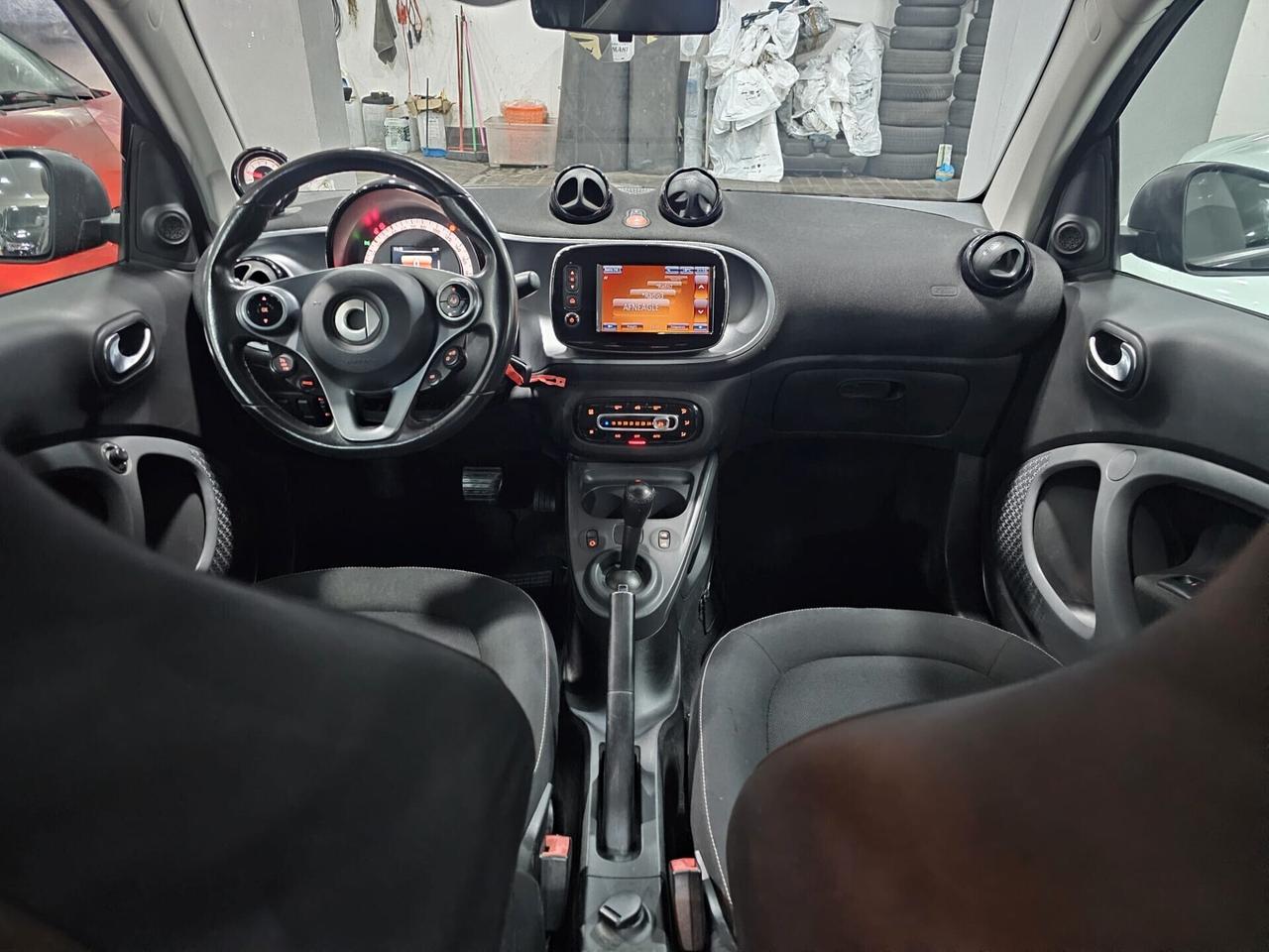 NUOVA SMART FORTWO CABRIO 1.0 BENZ 70CV AUTOMATIC SUPER PASSION