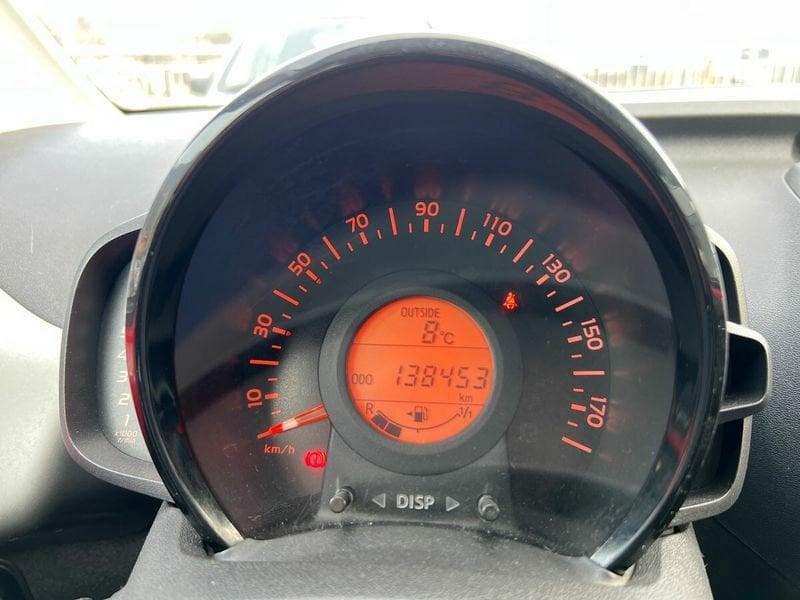 Toyota Aygo Aygo 1.0 VVT-i 69 CV 3 porte x-cool