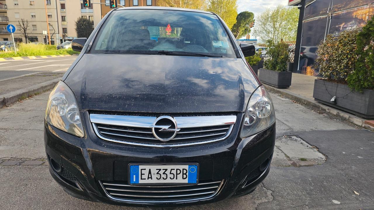 Opel Zafira 1.6 16V ecoM 150CV Turbo Cosmo (110 kw)