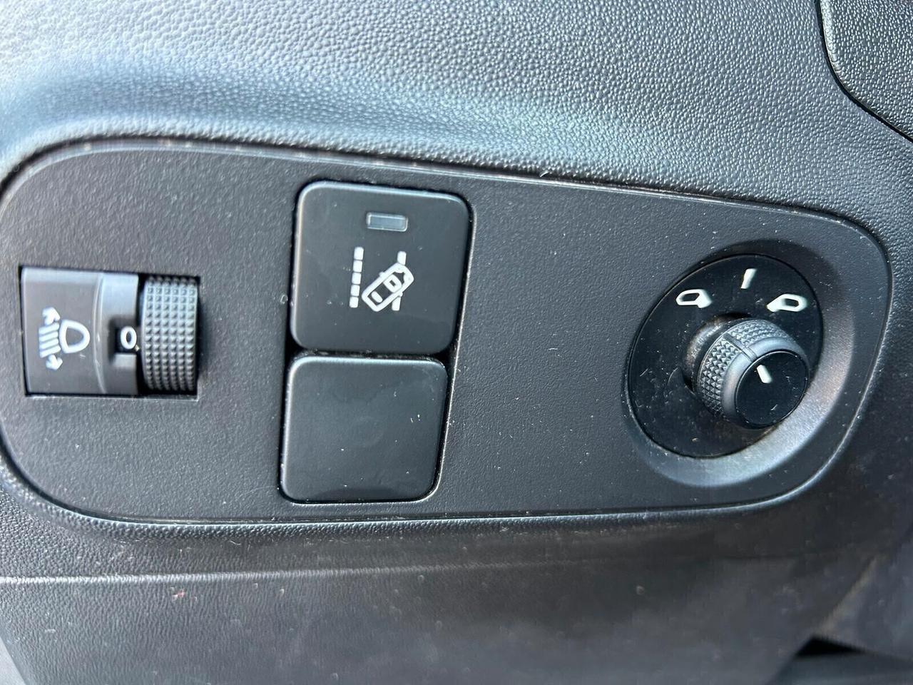 Citroen C3 VAN FEEL 1.5 BlueHDi 100 2 posti N1 SPOTICAR