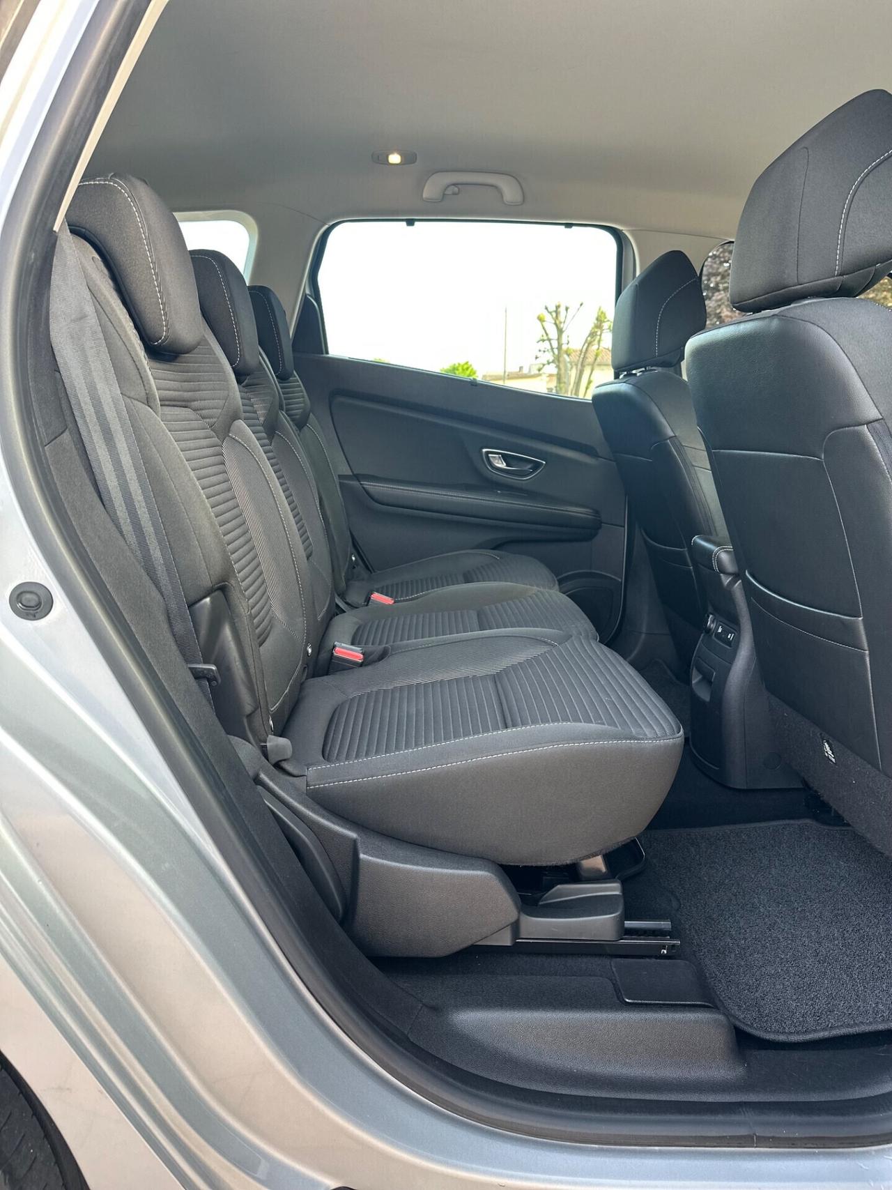Renault Scénic 7 posti dCi 8V 110 CV Energy Intens NEOPATENTATI