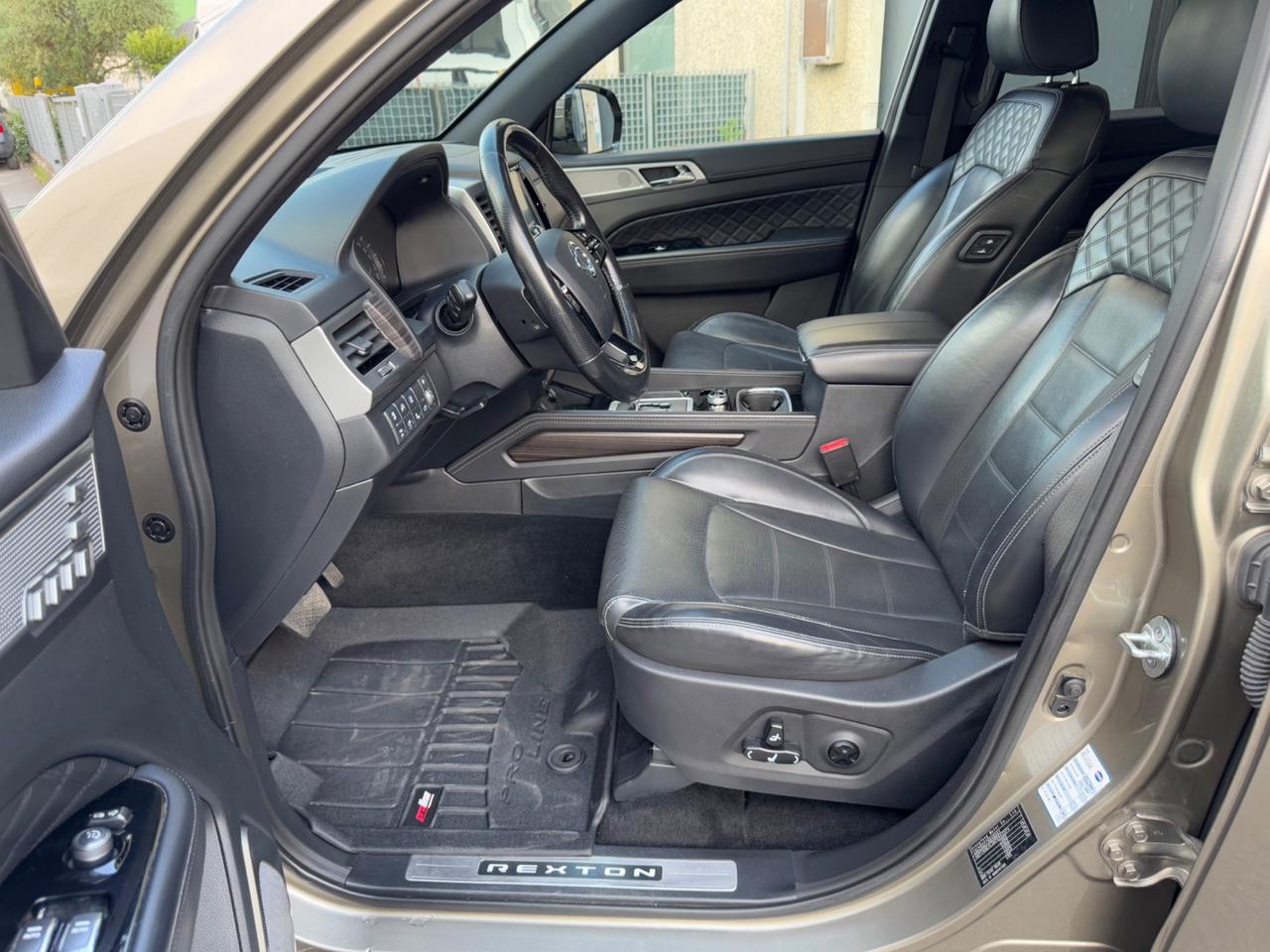 Ssangyong REXTON 2.2 4WD Icon aut. 7 POSTI EXTRA FULL