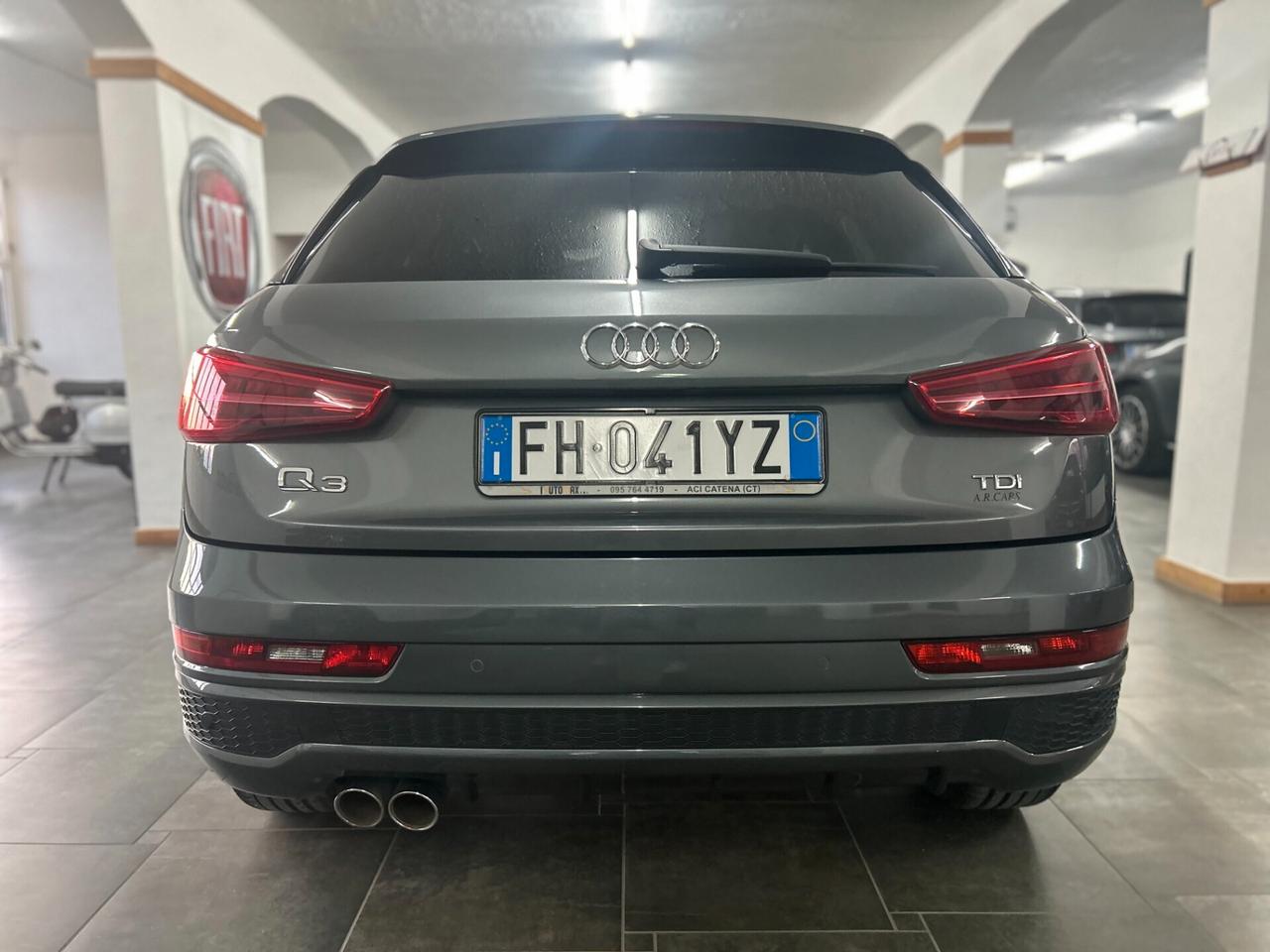 Audi Q3 2.0 TDI S tronic S-Line - 2017