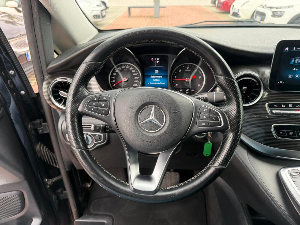 Mercedes-benz V 250 d Automatic Premium Extralong