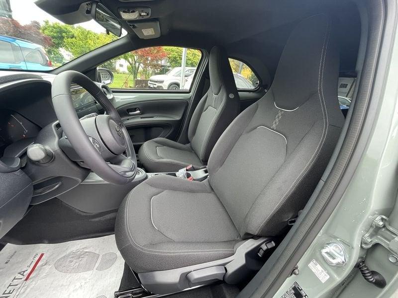 Toyota Aygo X 1.5 hybrid Icon e-cvt - NUOVO