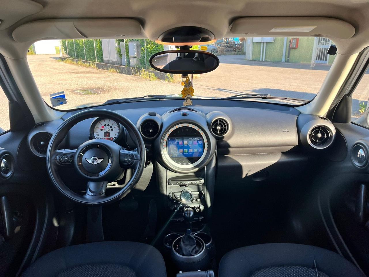 Mini Cooper Countryman Neopatentati