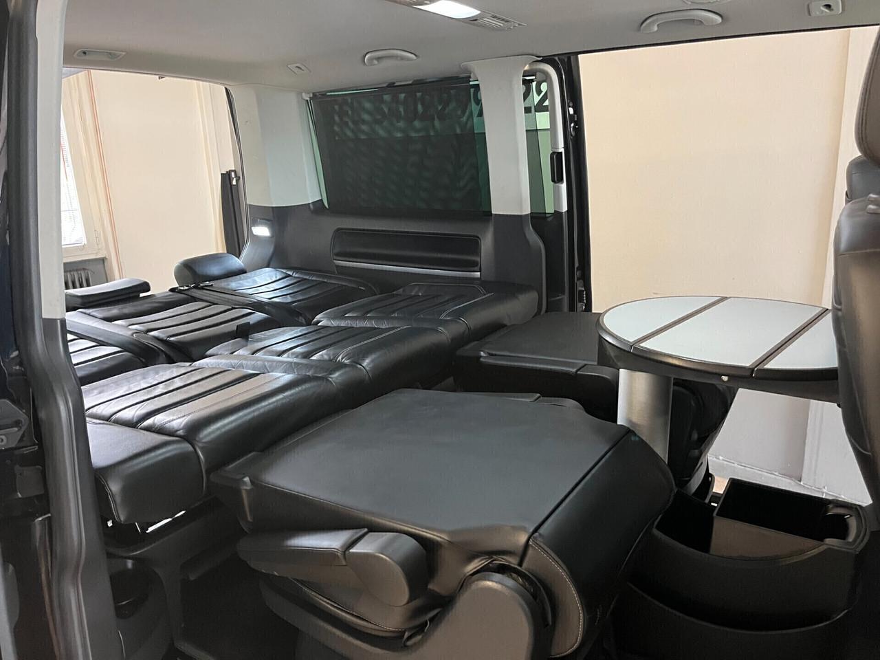 Volkswagen Multivan 2.0TDI T6.1 Highline 150cv dsg 7p