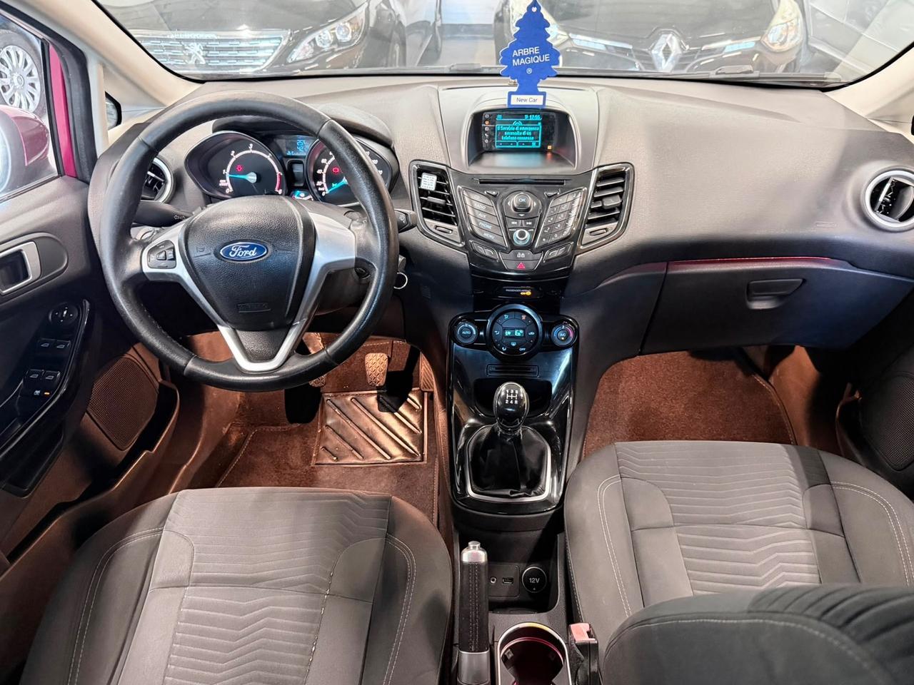 Ford Fiesta 1.5 TDCi 75CV 5 porte Titanium