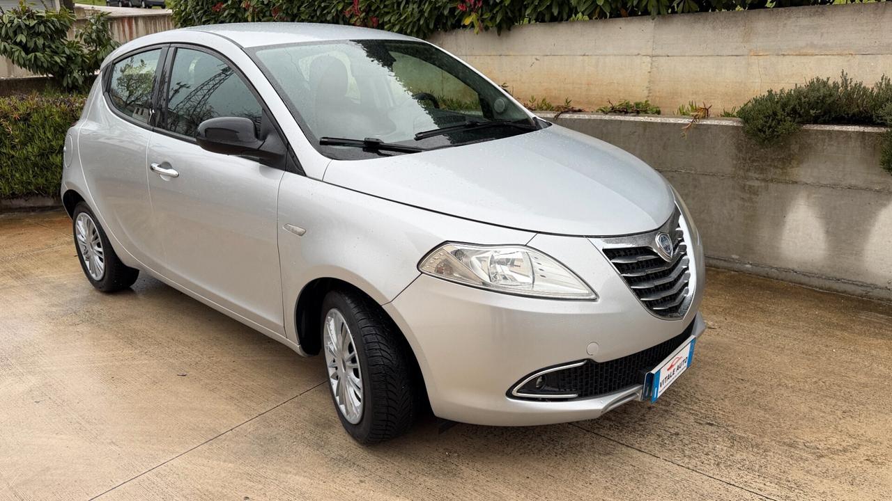 Lancia Ypsilon 1.3 MJT 95 CV. Motore nuovo