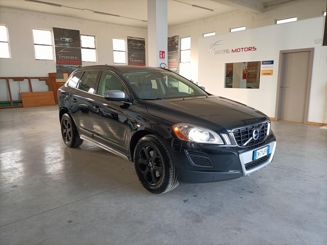 Volvo XC 60 D4 AWD CV 163 Geartronic Summum 06/2012
