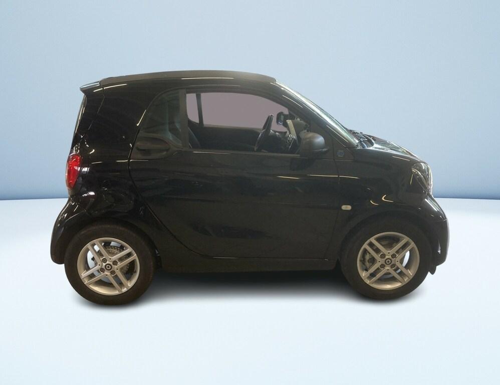 Smart fortwo EQ Pure