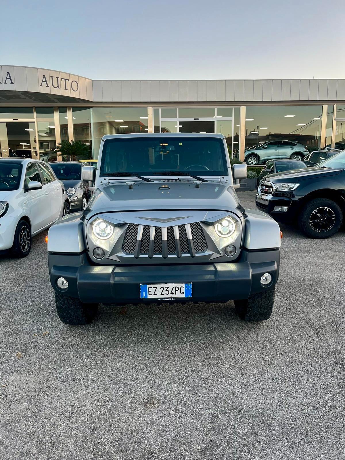 Jeep Wrangler Unlimited 2.8 CRD DPF Sahara Auto