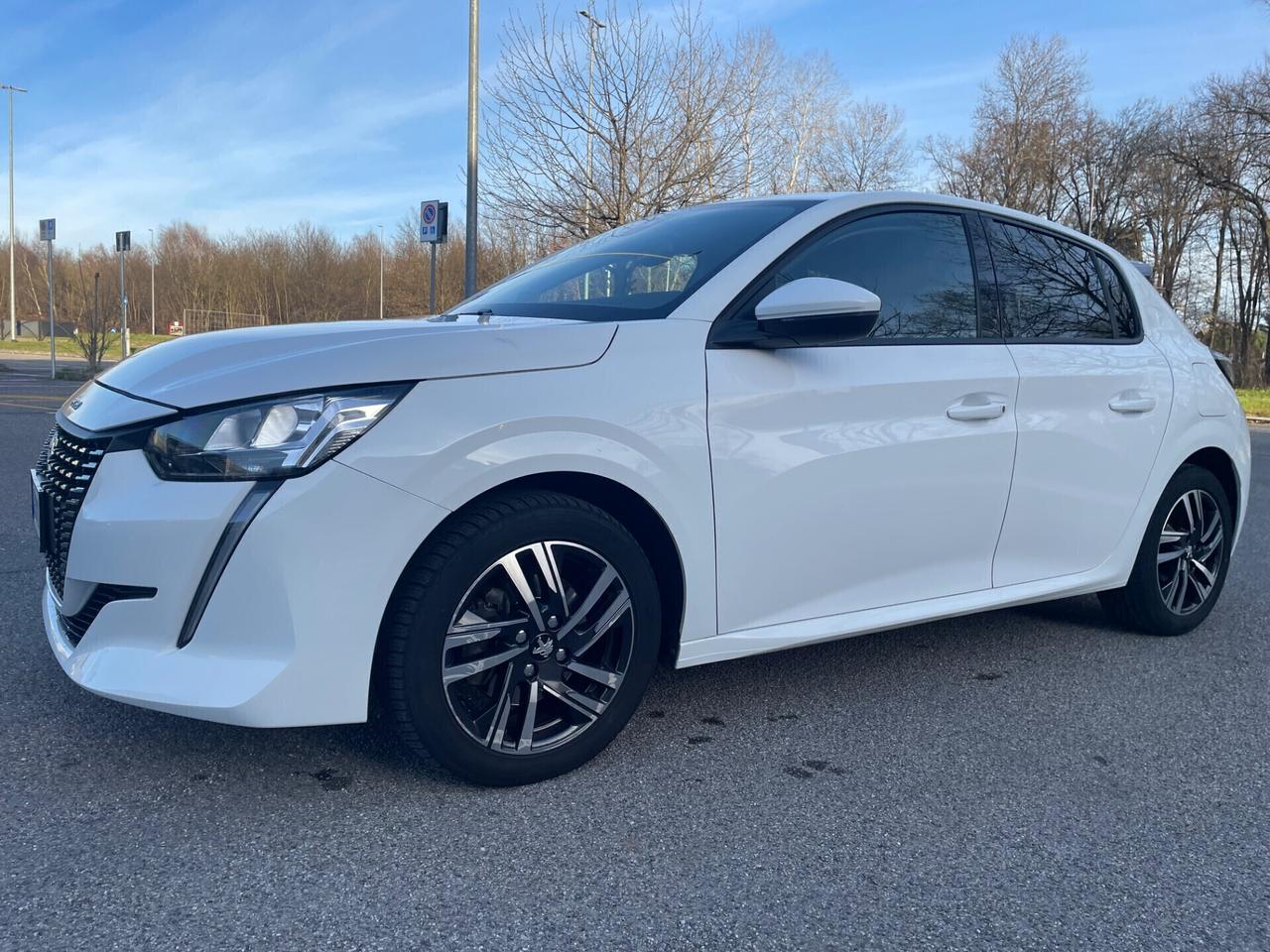 Peugeot 208 PureTech 100 Stop&Start 5 porte *Automatik* Solo 65000km*