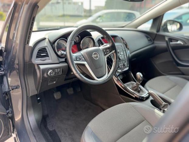 OPEL Astra 1.4 Turbo 140CV Sports Tourer GPL Tec