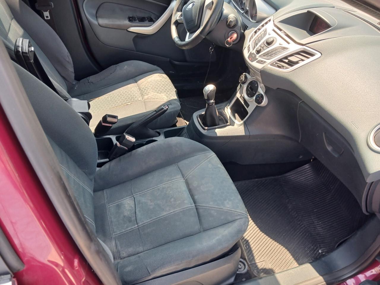 Ford Fiesta 1.4 TDCi 5p. Titanium