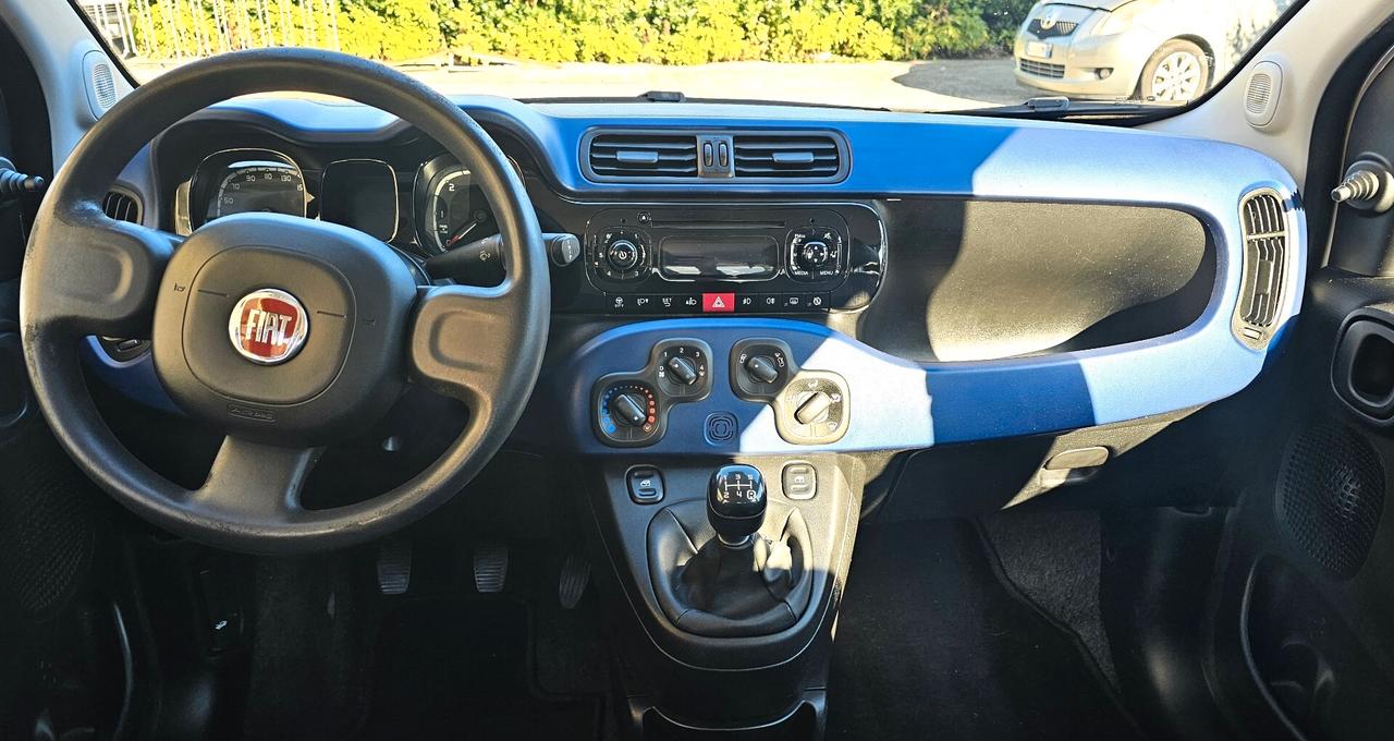 Fiat Panda 1.3 MJT SENSORI PARK CERCHI IN LEGA GARANZIA