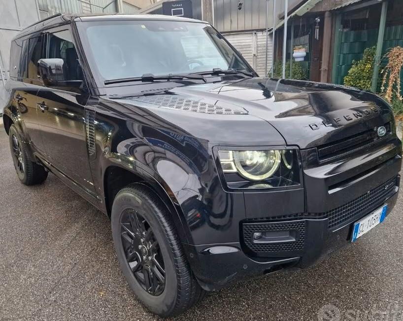 Land Rover Defender 110 3.0D I6 300 CV AWD Auto X-Dynamic SE