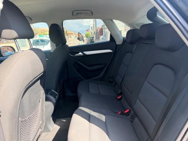 Audi Q3 2.0 TDI 120 CV Design