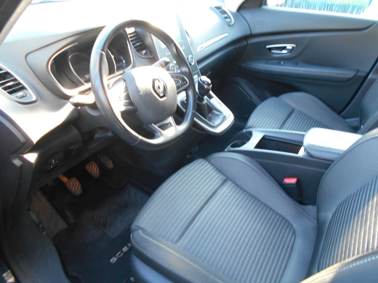 Renault Scenic 1.7 DCI