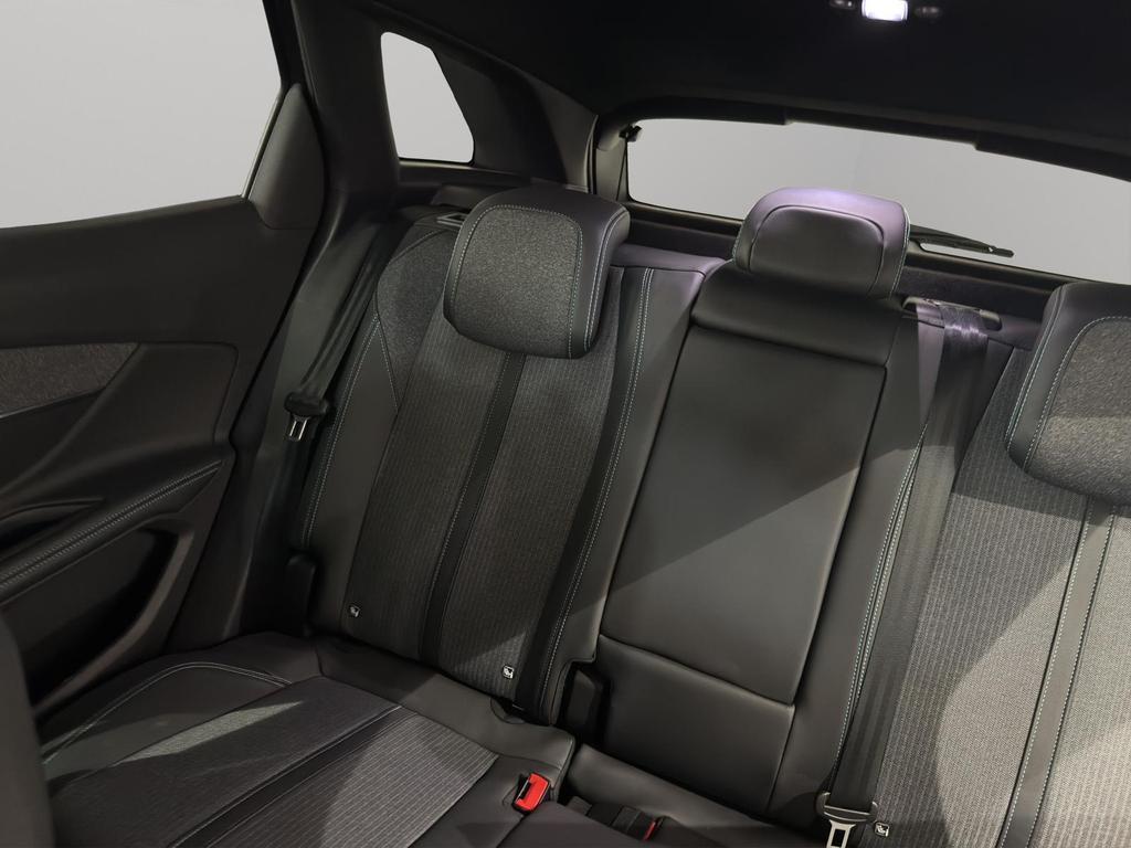 Peugeot 3008 1.5 bluehdi Allure Pack s&s 130cv eat8