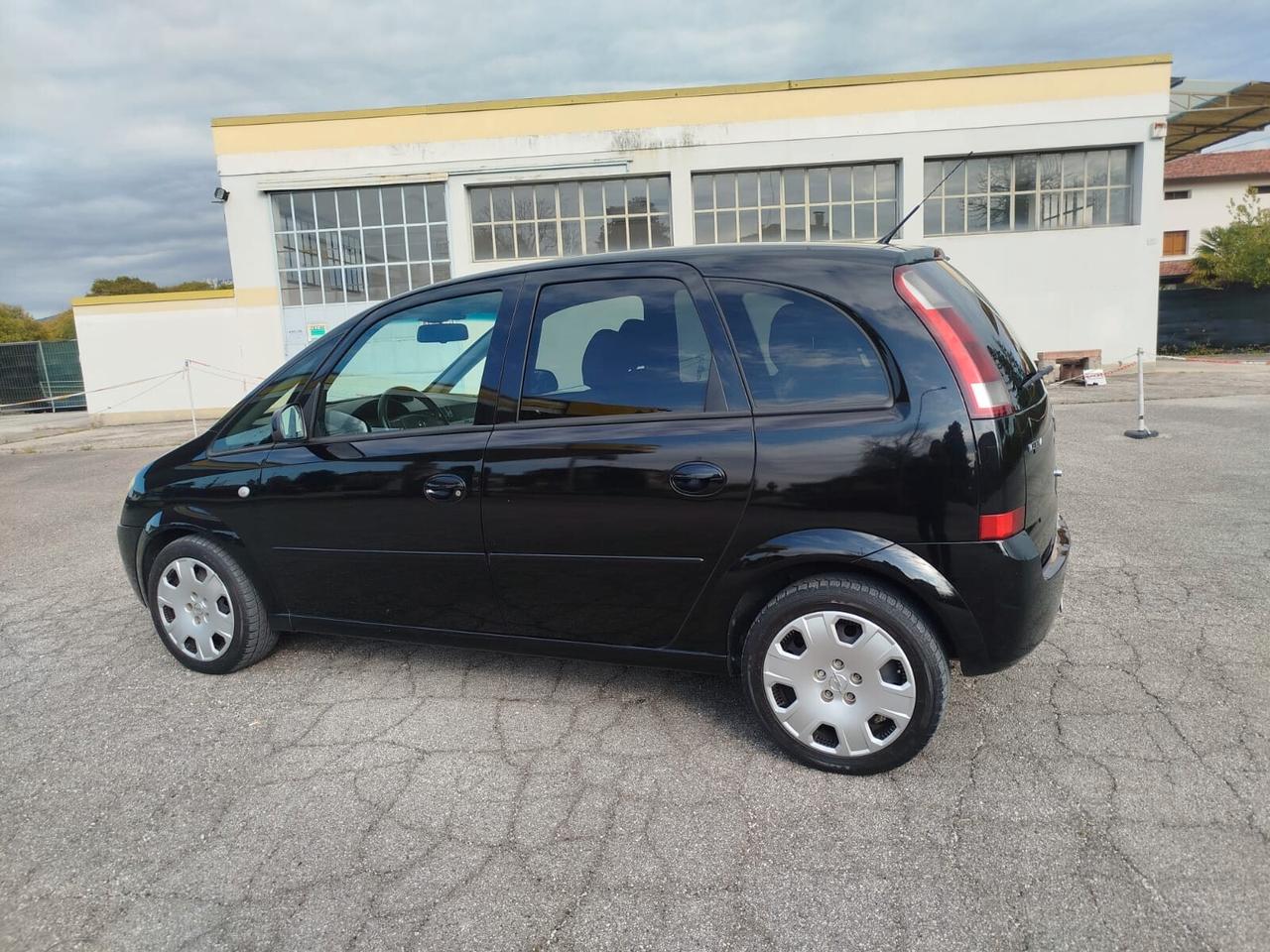 Opel Meriva 1.7 CDTI 101CV Cosmo