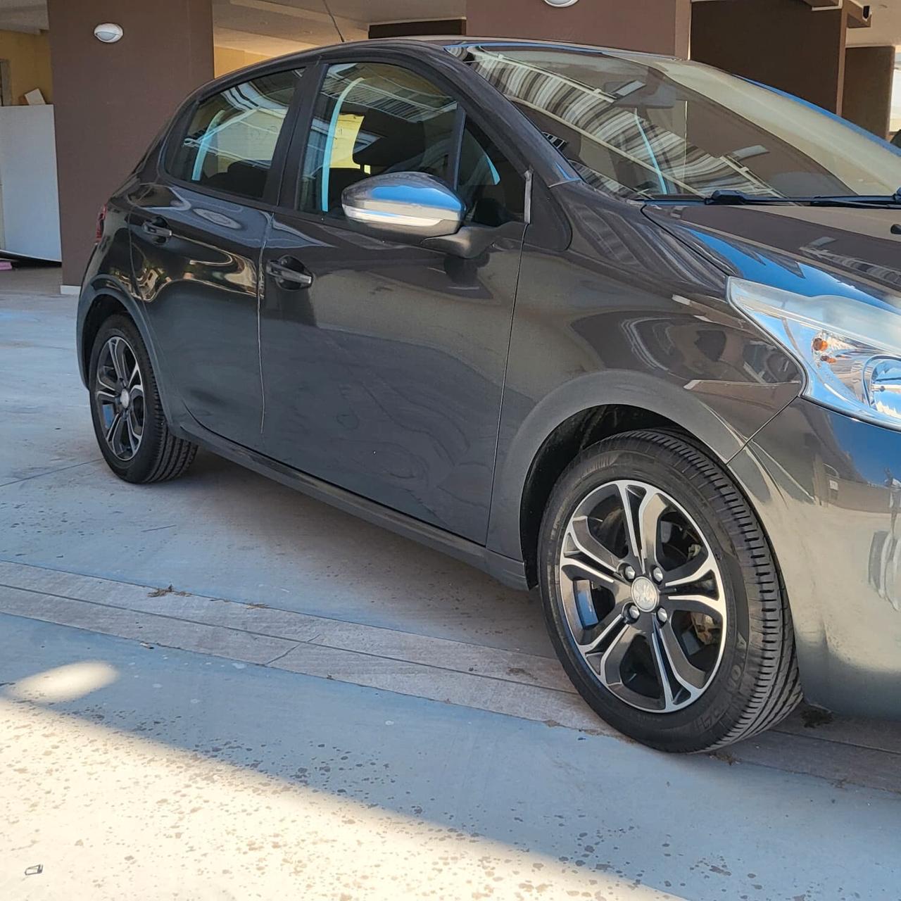 Peugeot 208 1.4 VTi 95 CV 5p. GPL Allure