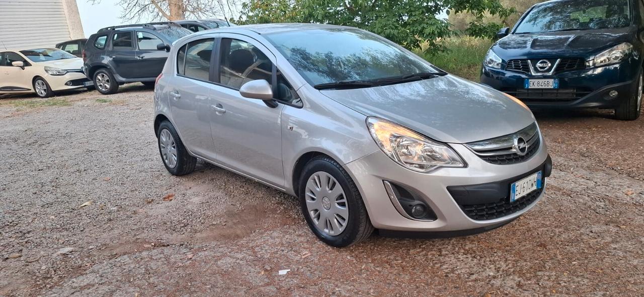 Opel Corsa 1.2 5 porte Sport