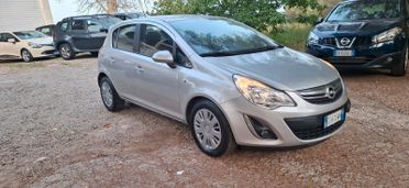 Opel Corsa 1.2 5 porte Sport