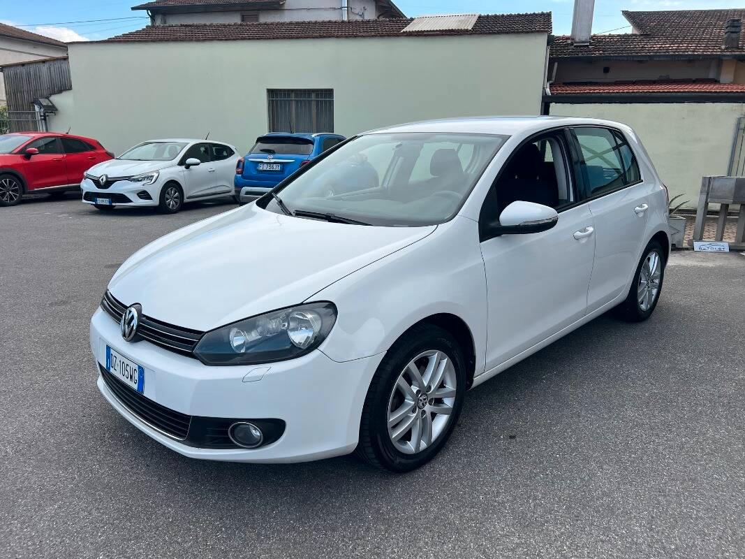 Volkswagen Golf 1.6 tdi Highline 5p