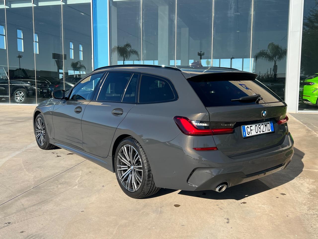 Bmw 318d 48V Touring Msport