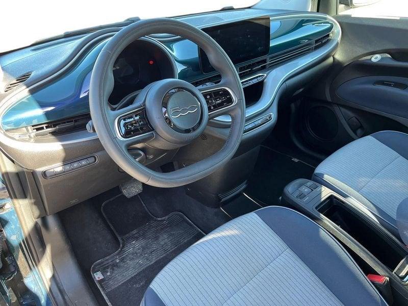 FIAT 500 LA NUOVA E La Nuova 500c Serie1 La Nuova - Icon 320 Cabrio
