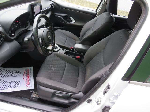 TOYOTA Yaris 1.5 Hybrid 5P AUTOMATICA