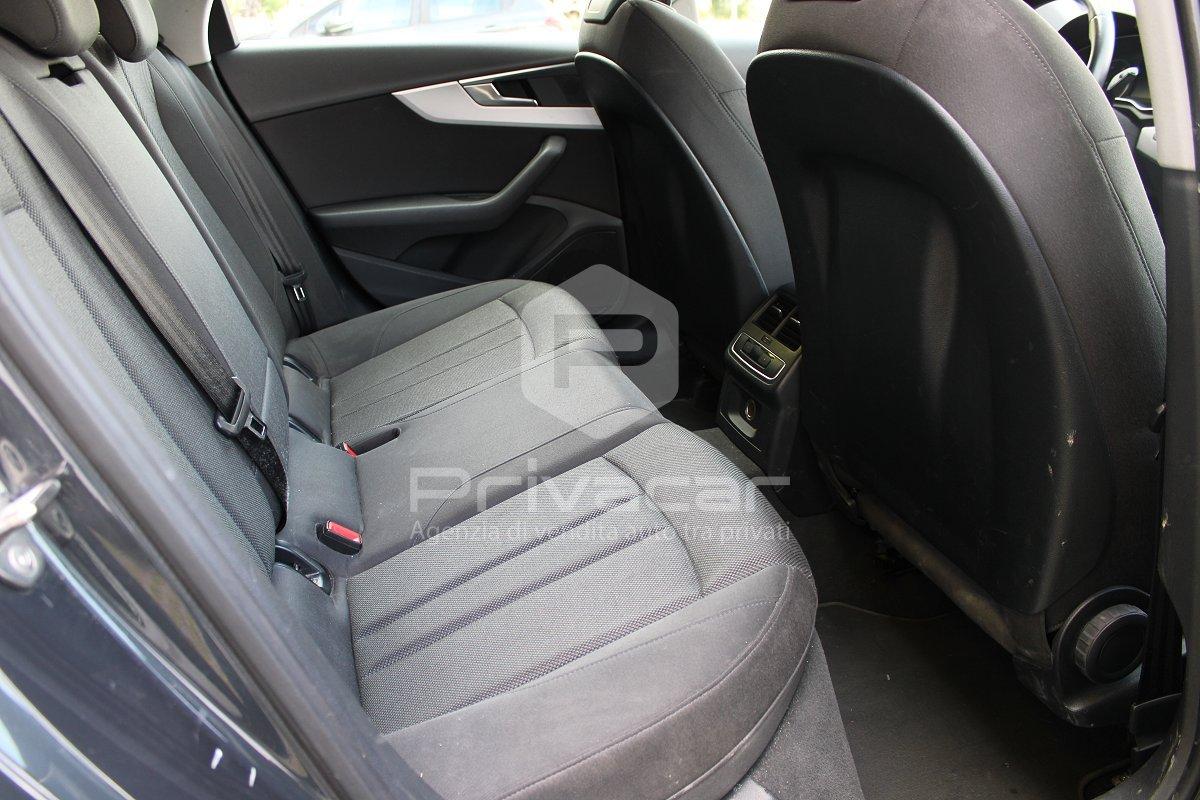AUDI A4 Avant 2.0 TDI 150 CV S tronic Design
