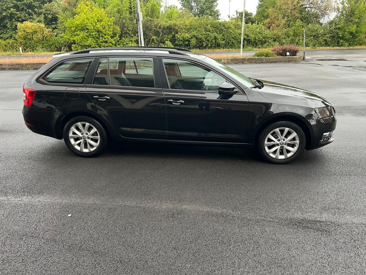 Skoda Octavia 1.4 TSI Wagon Executive G-Tec