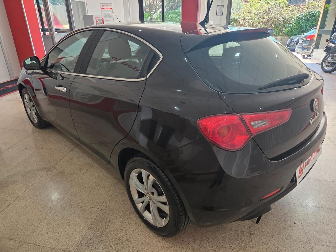 Alfa Romeo Giulietta 1.6 JTDm-2 105 CV Distinctive