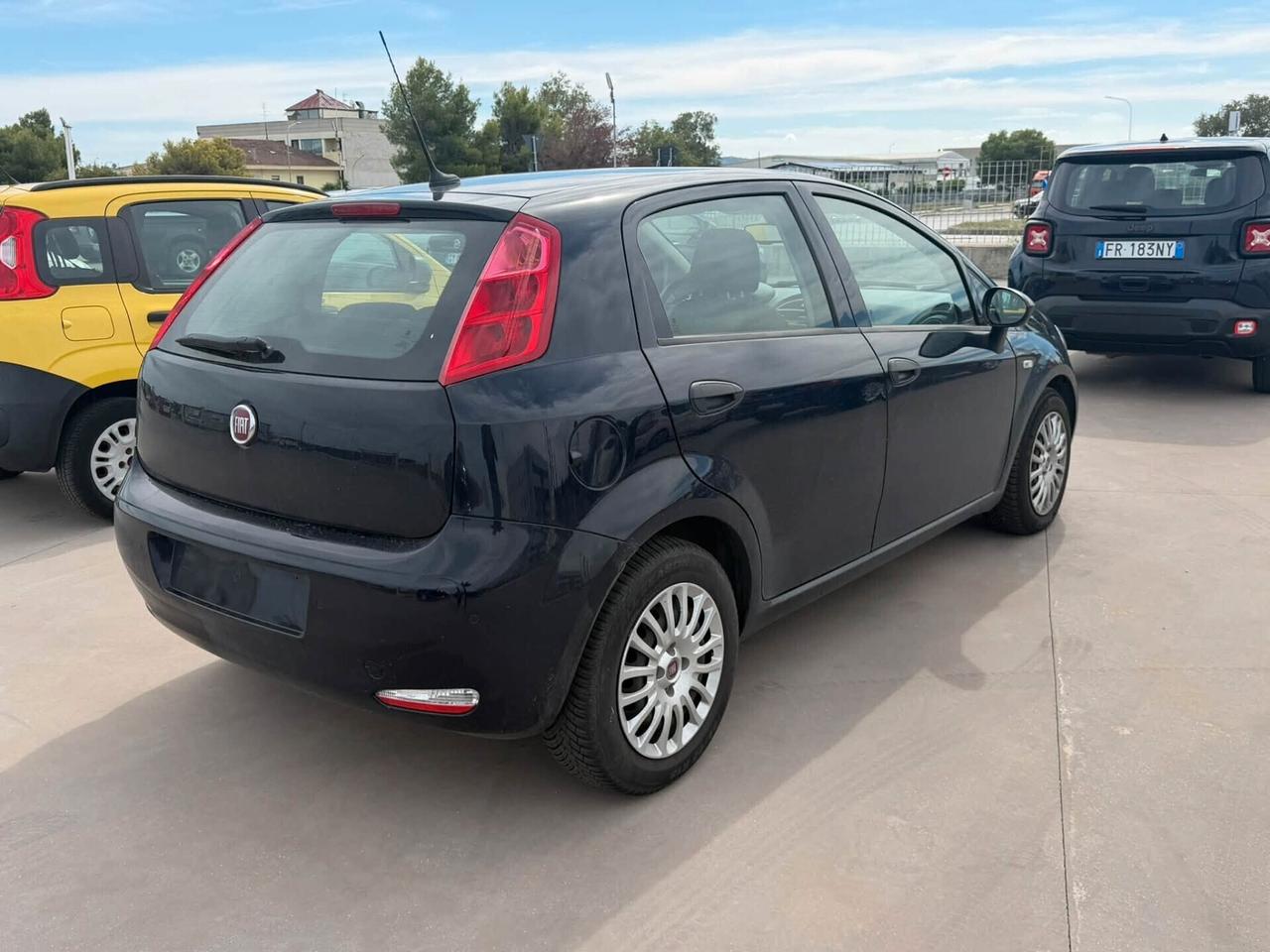 Fiat Punto 1.3 MJT II S&S 95 CV 5 porte Street EURO6