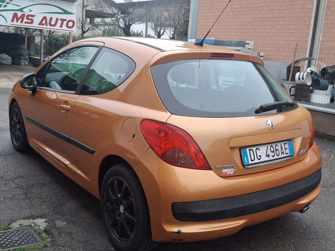 Peugeot 207 1.6 109CV 3p. XSI
