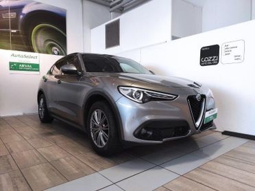 ALFA ROMEO Stelvio - Stelvio 2.2 Turbodiesel 190 CV AT8 Q4 Business
