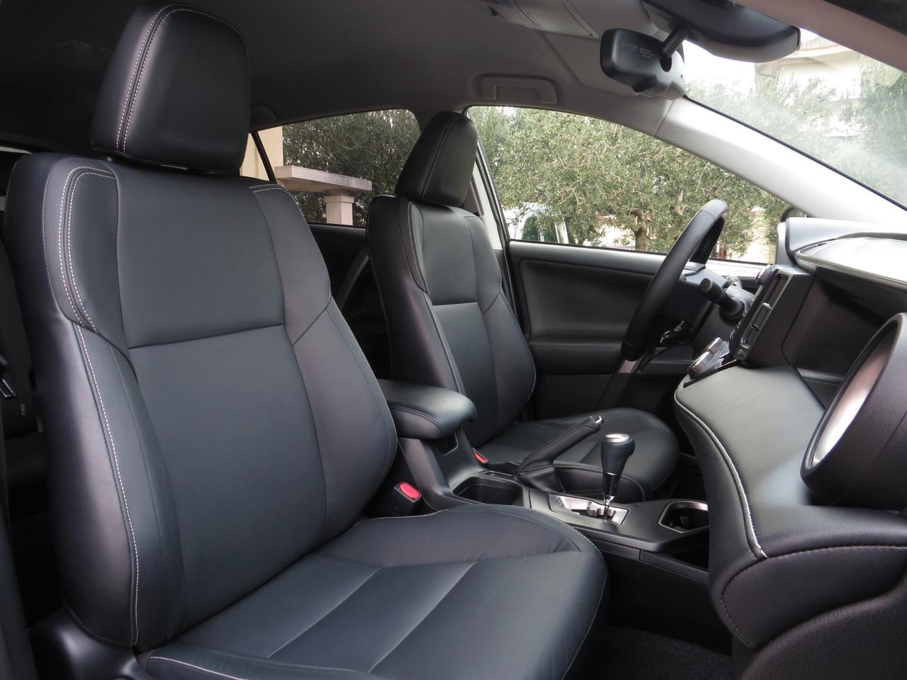 Toyota RAV 4 2.5vvt-i hybrid Lounge. full led/adas/port elettr.