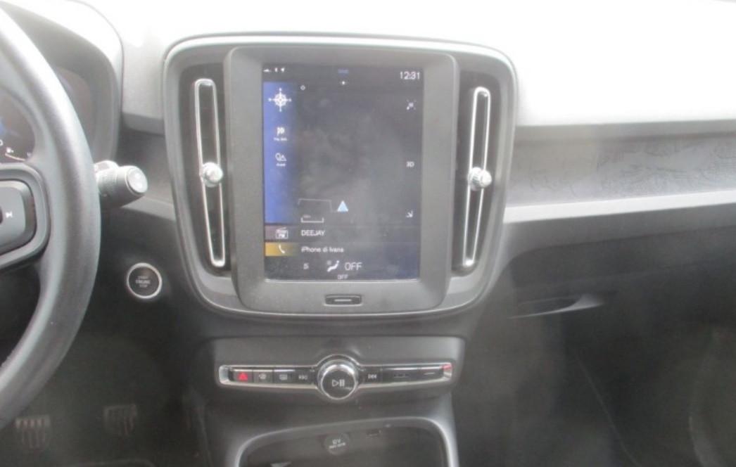 Volvo XC40 D3 AWD Momentum Core
