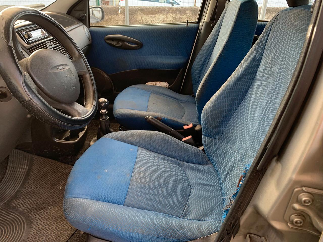 Fiat Punto 1.2i cat 60cv 5 porte EL