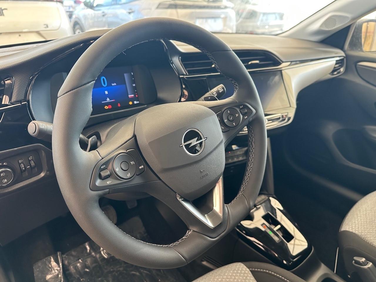 Opel Corsa Hybrid 110 CV aut. YES