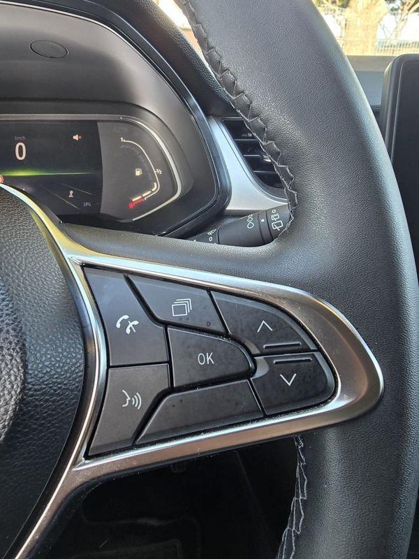 Renault Captur 1.0 TCE 74KW LPG TECHNO FAST TRACK