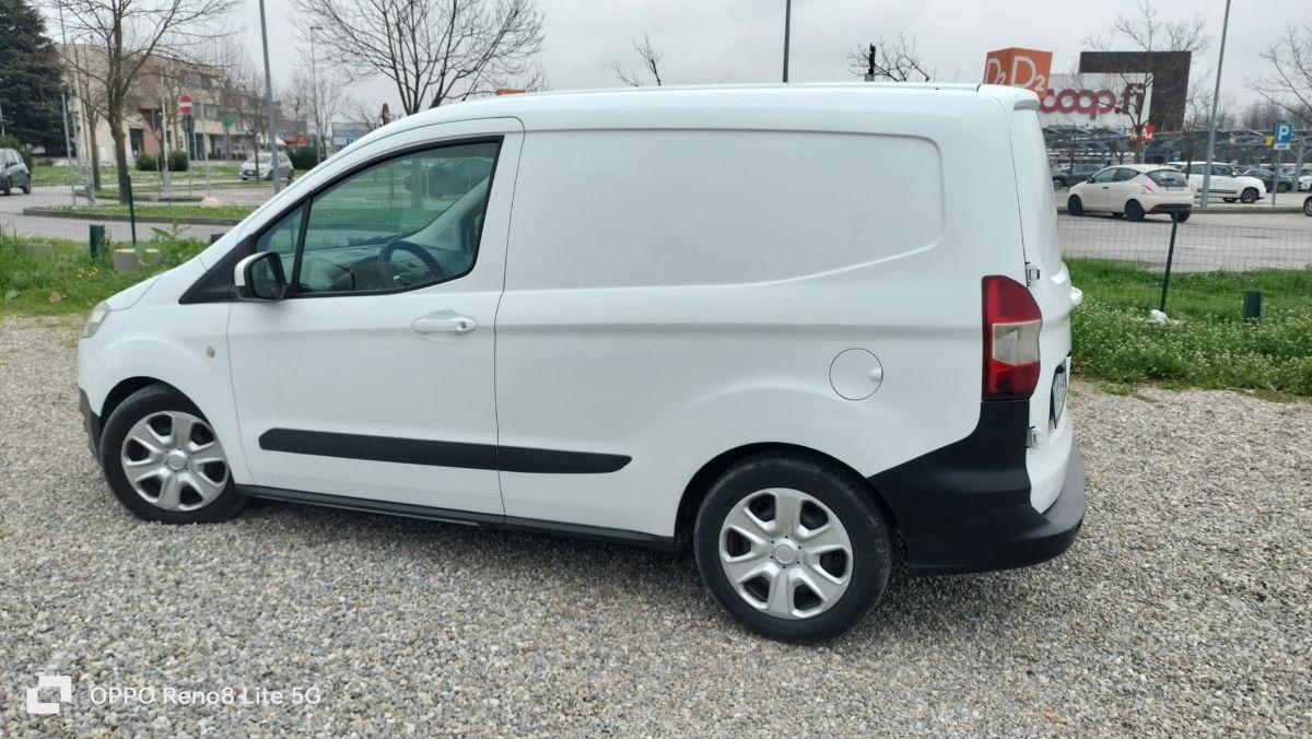 FORD Transit Courier 1.5 tdci 75cv Entry E6 1.5 tdci 75cv Entry E6