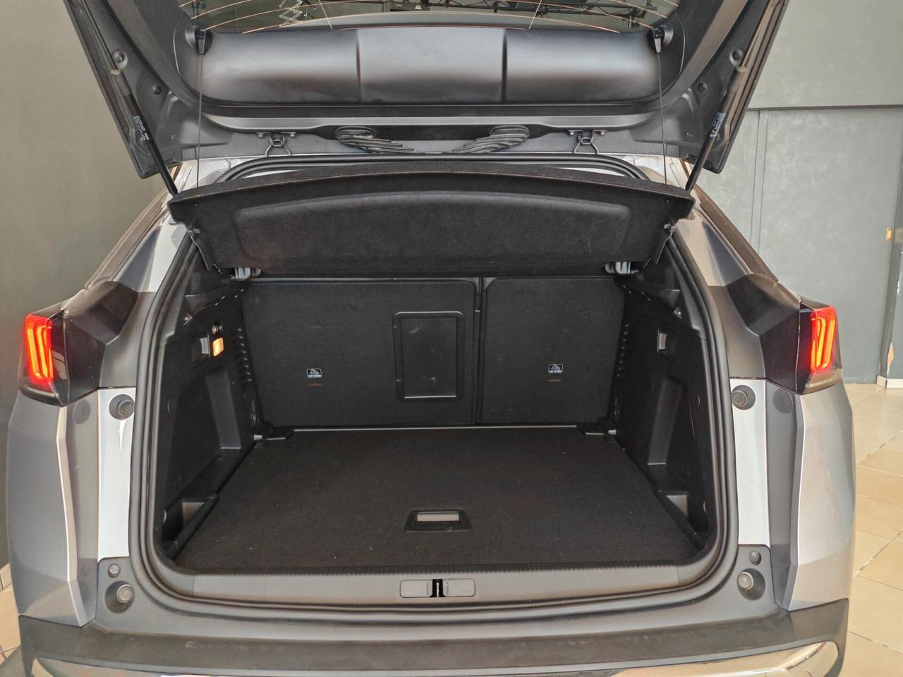 Peugeot 3008 BlueHDi 130 S&S EAT8 Allure