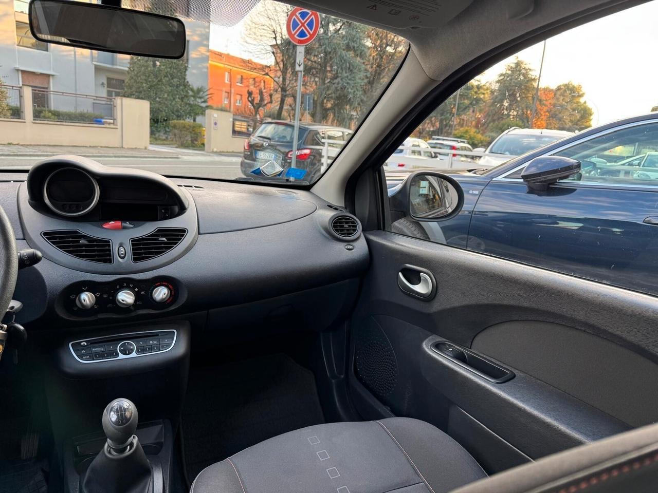 RENAULT TWINGO 1.2 LE IENE NEOPATENTATI