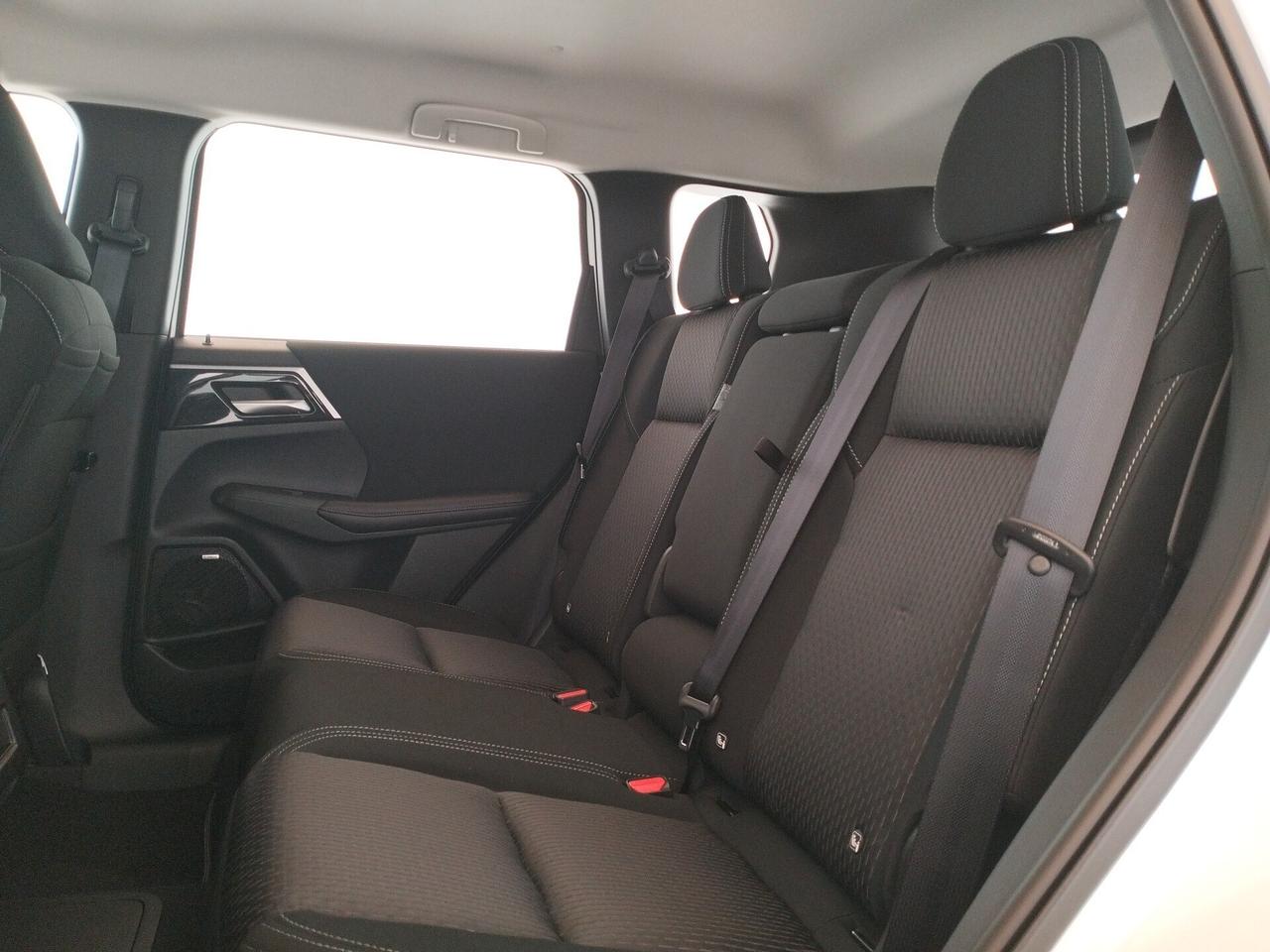 Mitsubishi Outlander DISPONIBILE IN VARIE COLORAZIONI E ALLESTIMENTI - CONCESSIONARIO UFFICIALE