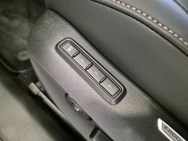 VOLKSWAGEN Passat 2.0 TDI 150 CV SCR DSG R-Line - ACC/Lim - Cam 360